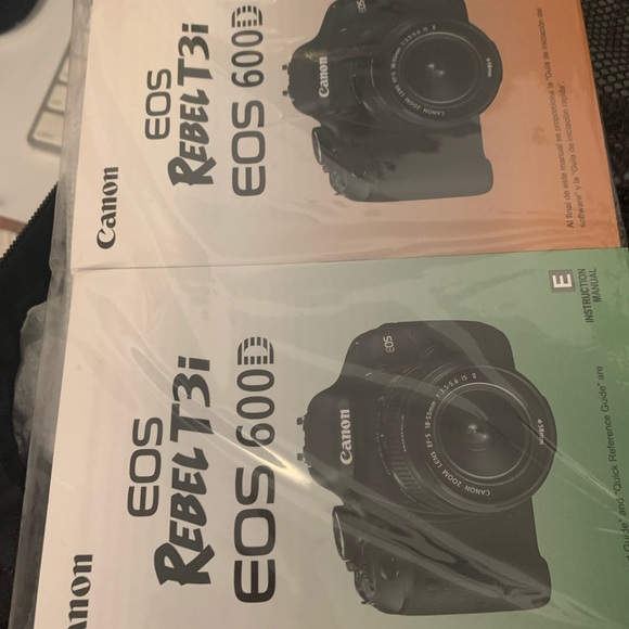 Canon EOS Rebel T3i Eps600D And Lens kit - Picture 4 of 7